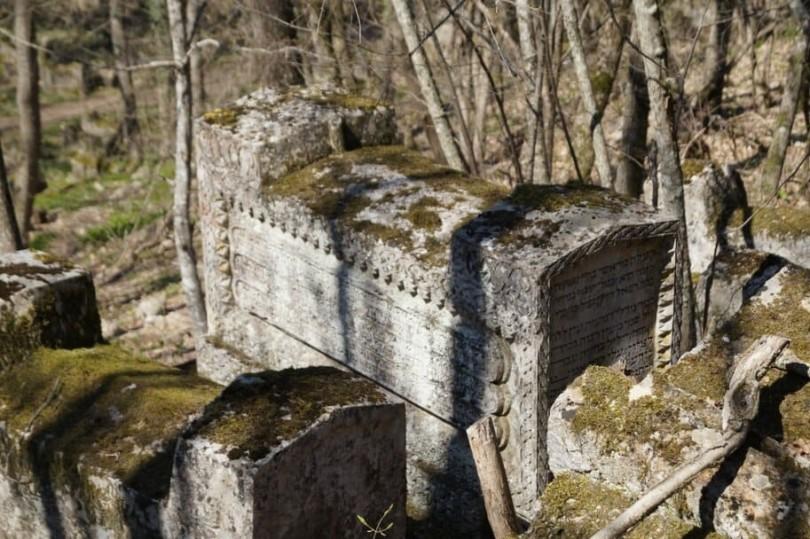Караимский некрополь