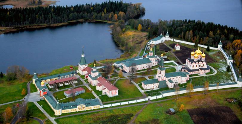 Иверский Богородицкий Святоозерский монастырь.