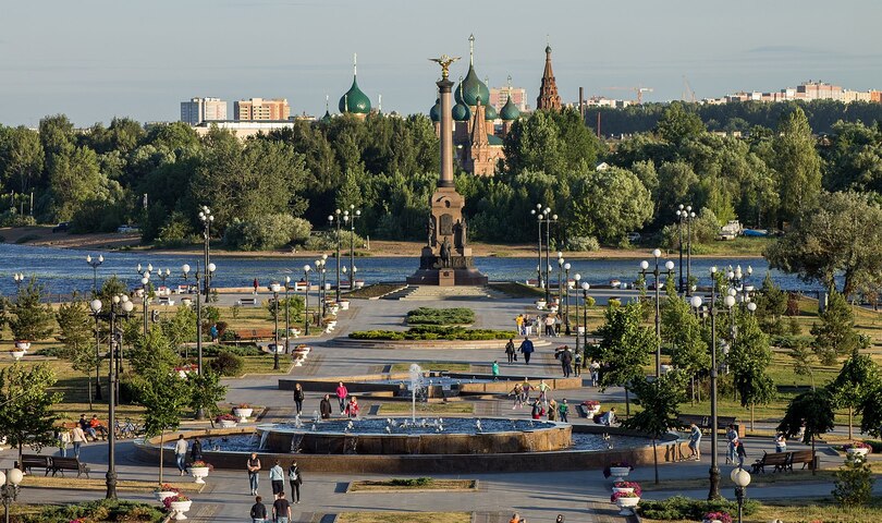 Памятник 1000-летию Ярославля