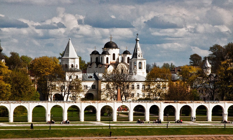 Ярославово дворище и древний торг.