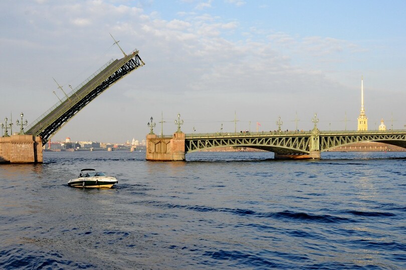 Троицкий мост