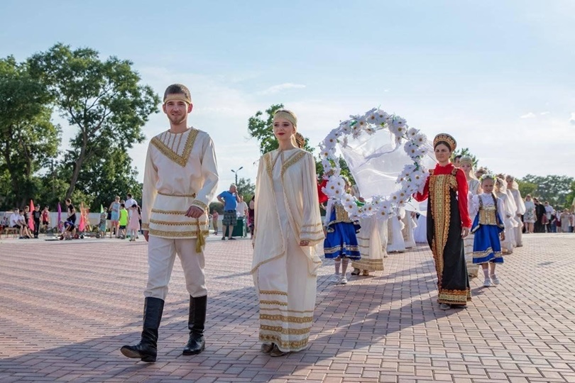 Основные русские народные праздники и традиции