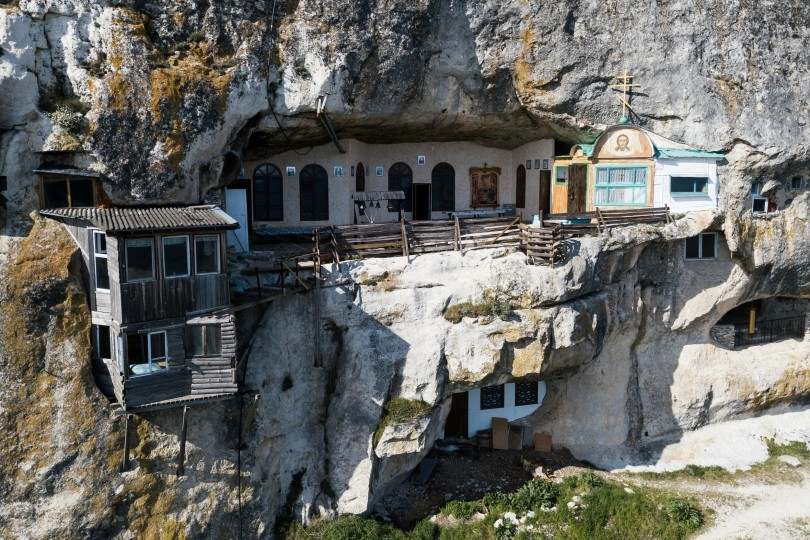 Ущелье Мышеловка и мужской Свято-Благовещенский монастырь