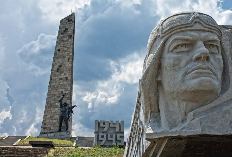 Мемориальный комплекс «Саур-Могила», Донецкая область