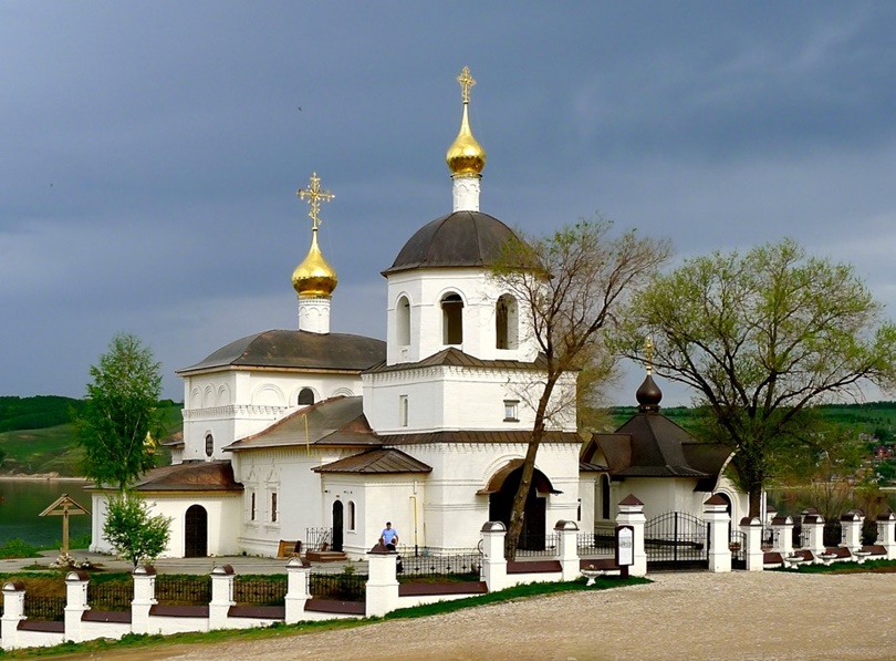 Церковь Святых Константина и Елены