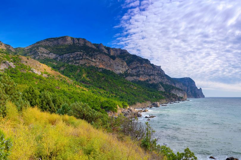 Какие моря омывают Крымский полуостров
