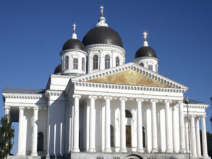 Воскресенский собор в Арзамасе.