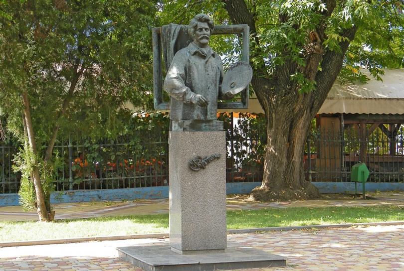 Памятник И. Е. Репину