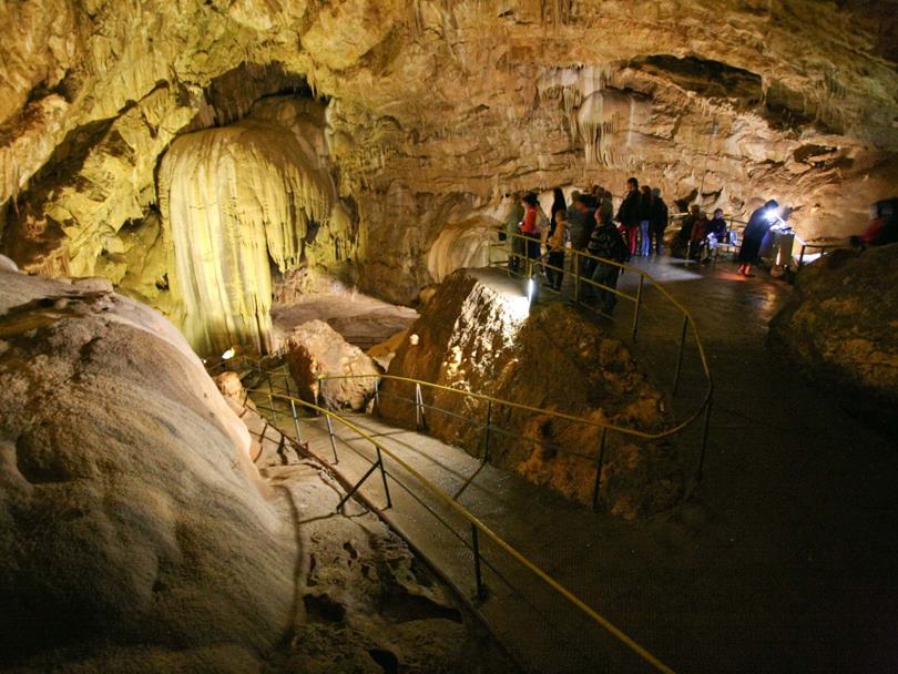 Феномен Новоафонской пещеры ‒ ещё один повод открыть для себя другую Абхазию.