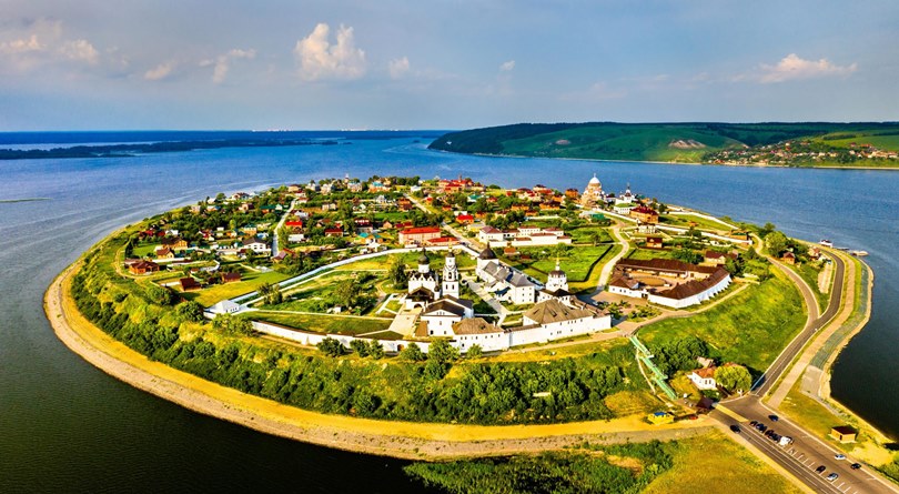 Что за необычный остров – град Свияжск в Татарстане?
