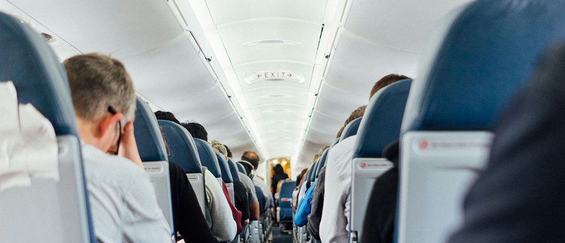 Летаем с комфортом: где лучше всего сидеть в самолете