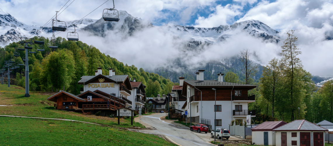 Красная Поляна: полный гид по активностям и достопримечательностям курорта
