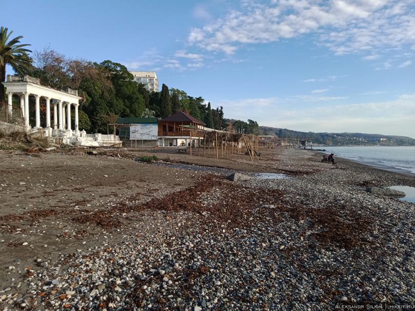 Где самое чистое море и пляж в Абхазии в 2024 году