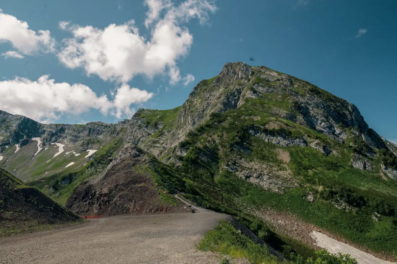 Черничная тропа и хребет Аибга для треккинга