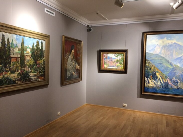 Галерея Василия Нестеренко, выставочный зал «Домик Чехова»