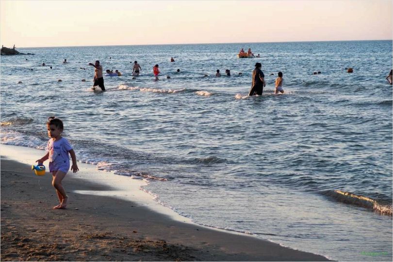 Отдых с детьми на Каспийском море в России