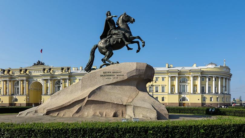 История памятника Медный всадник в Санкт-Петербурге
