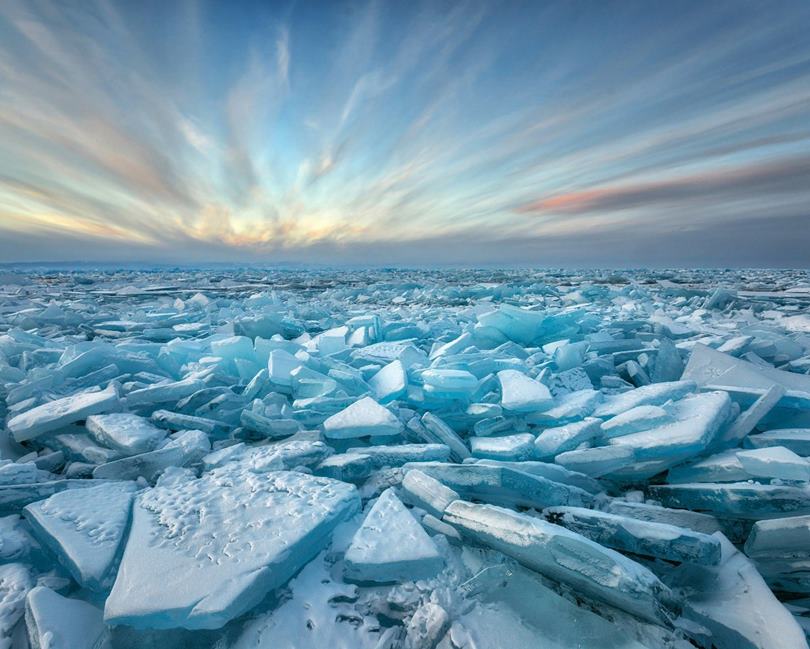Когда лучше всего приезжать на замерзший Байкал?