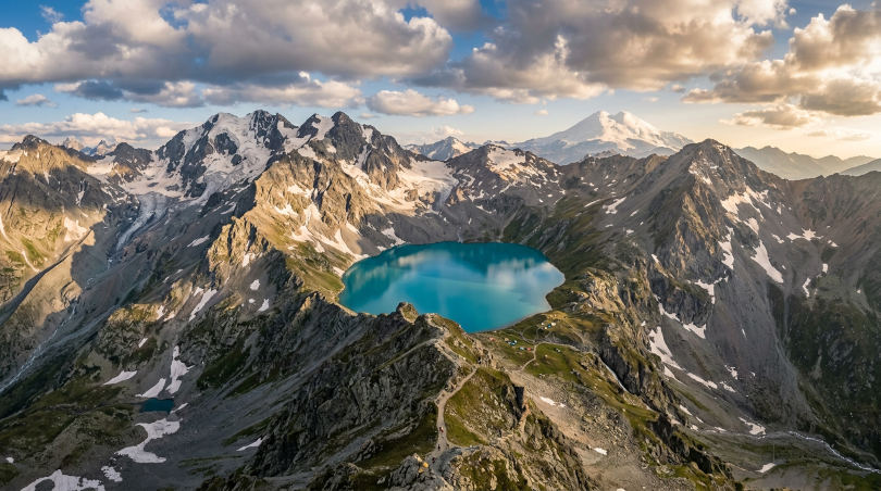 Какая глубина и температура воды в озере