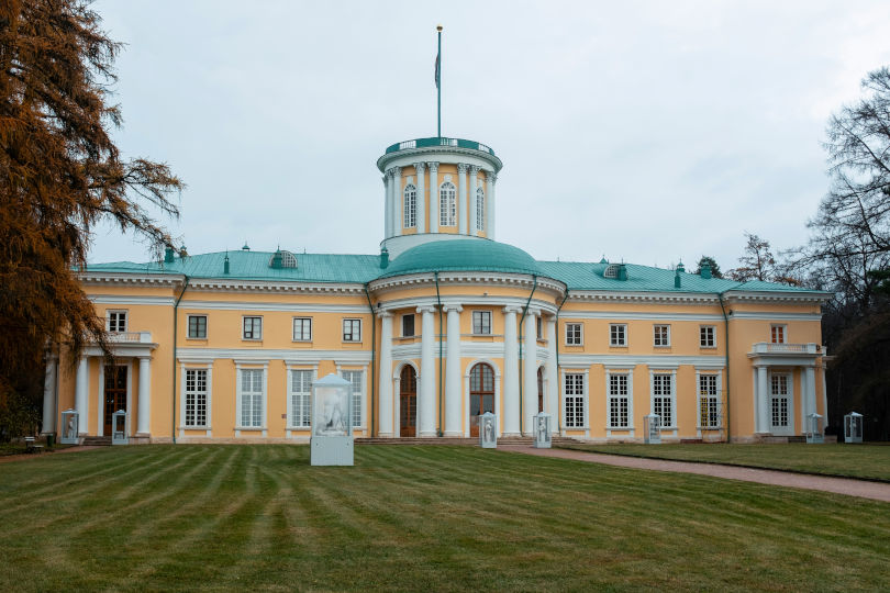Архангельское
