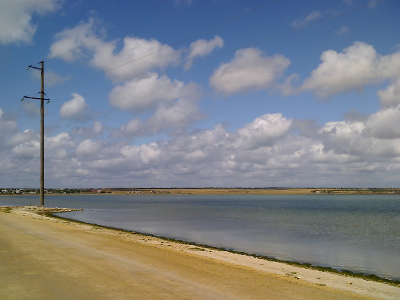 Лиманное озеро Джарылгач