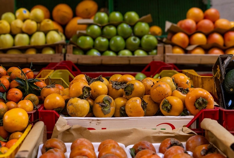 Цены на фрукты и ягоды в Абхазии