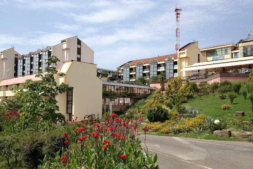 Вардане – уютный поселок среди лесов