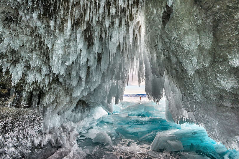 Пещеры острова Ольхон