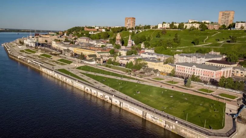 Нижне-Волжская набережная
