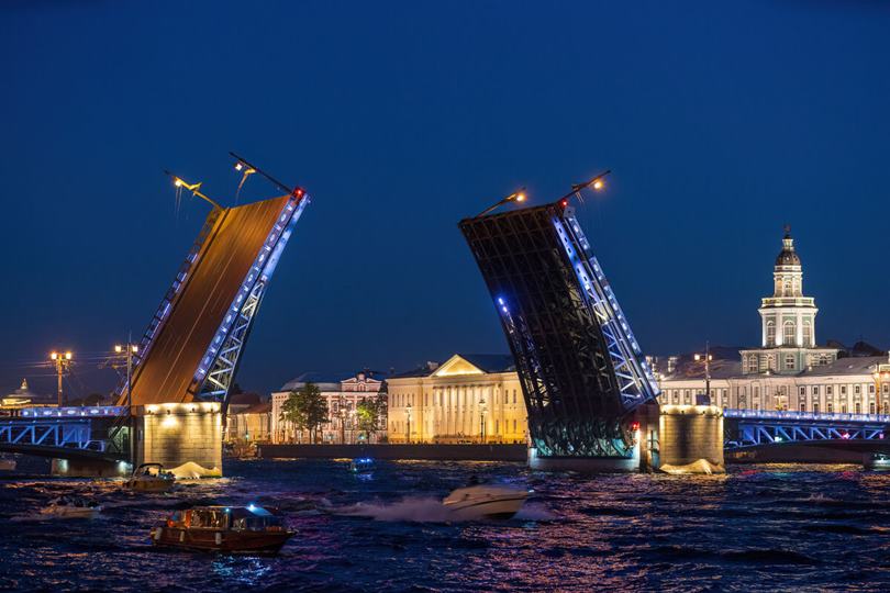 История разводных мостов Петербурга