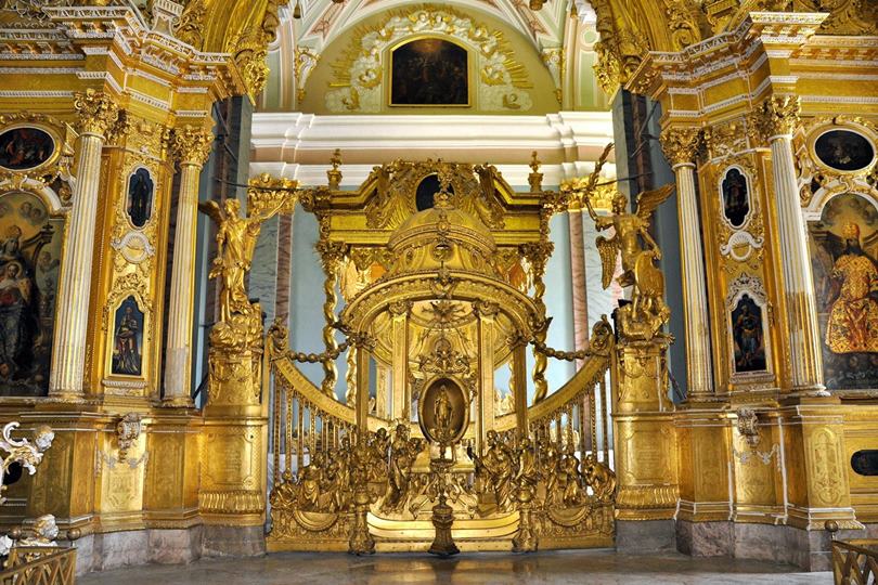 Архитектура Петропавловского собора в Санкт-Петербурге