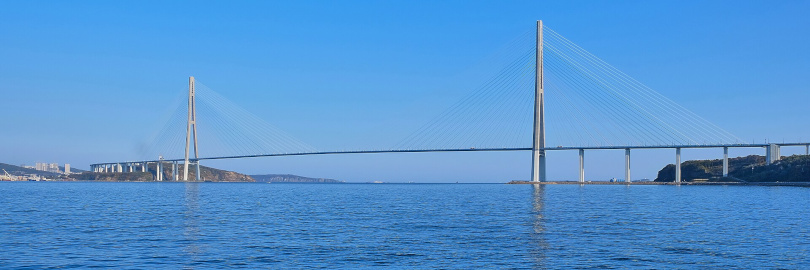 Самый длинный вантовый мост в России