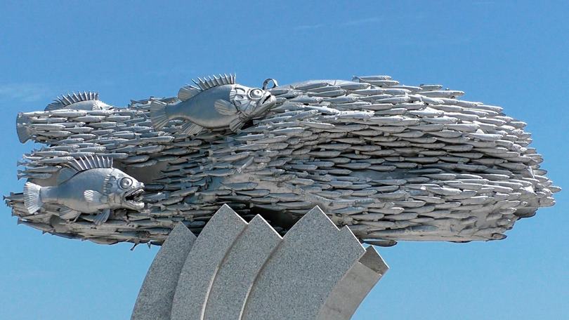 Памятник Черноморской хамсе