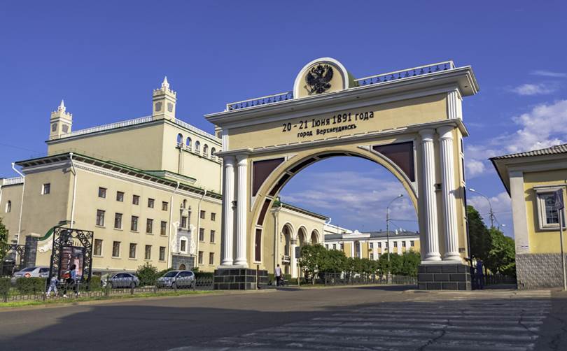 Триумфальная арка «Царские ворота